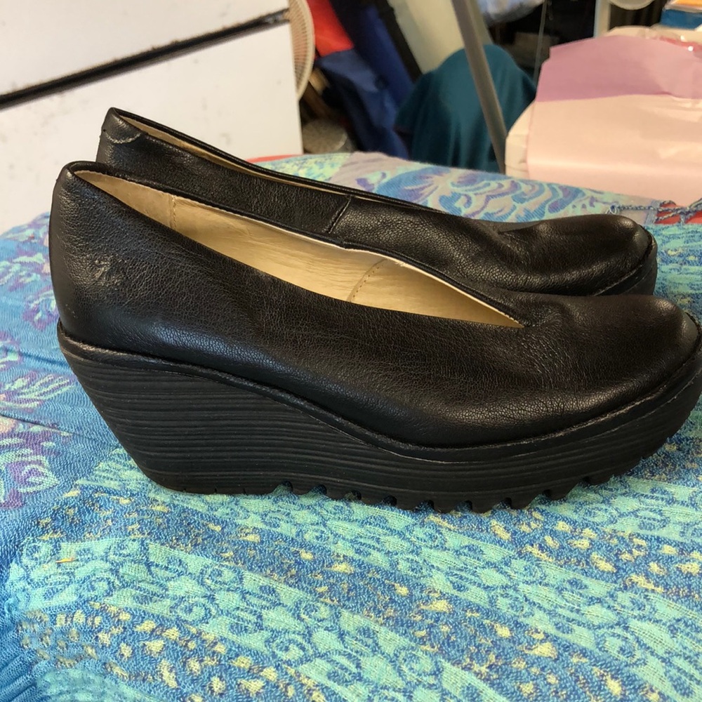 FLY LONDON SHOES